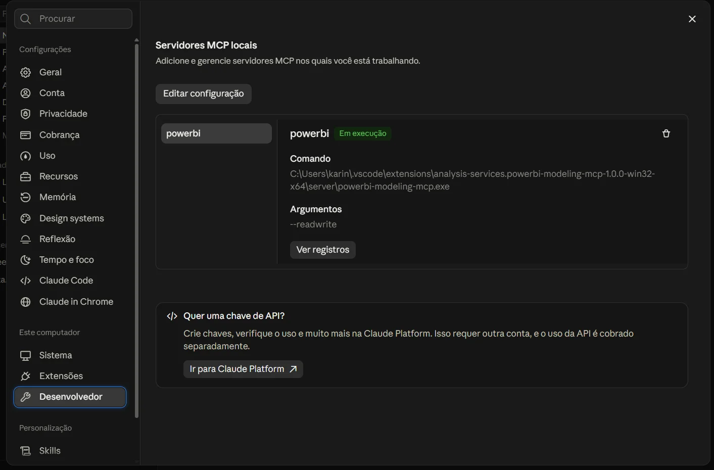 Aba Desenvolvedor do Claude Desktop com o servidor MCP powerbi no status Em execu&ccedil;&atilde;o.